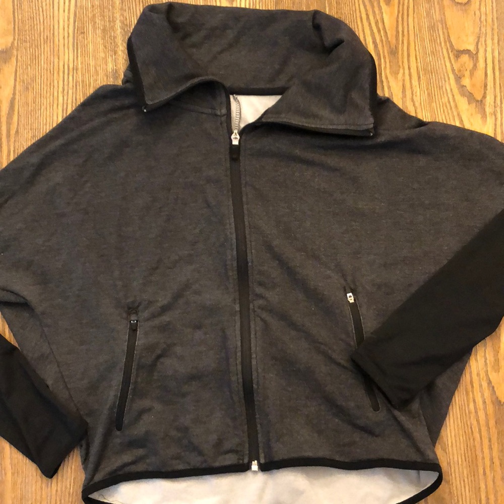 Nike women’s dri fit cropped zip up sweatshirt